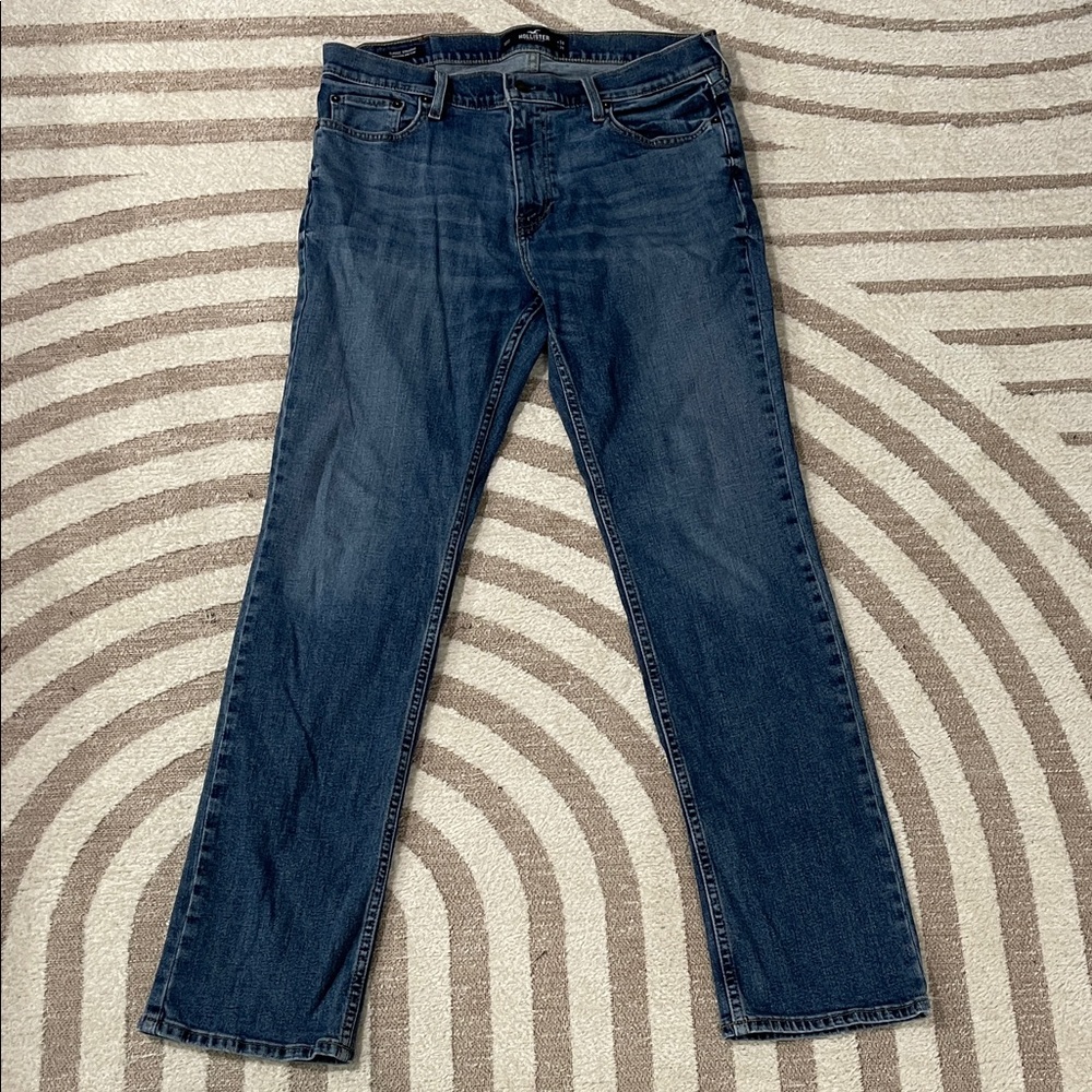 Hollister Men’s 34 x 34 Jeans